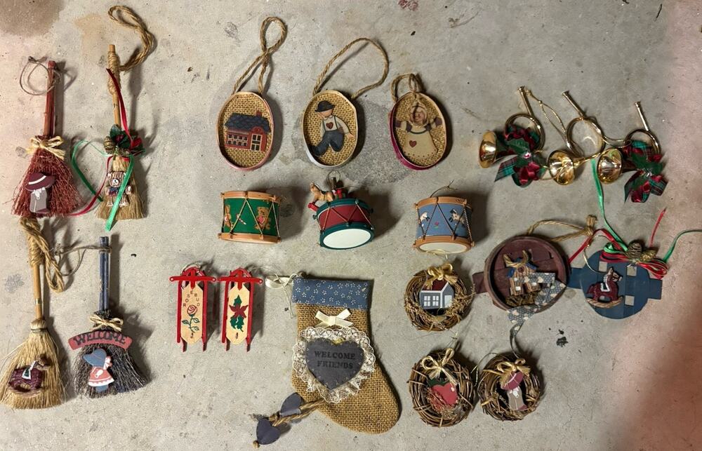 Vintage Wooden Christmas Ornaments Horns Bird Nest Baskets Brooms Stocking